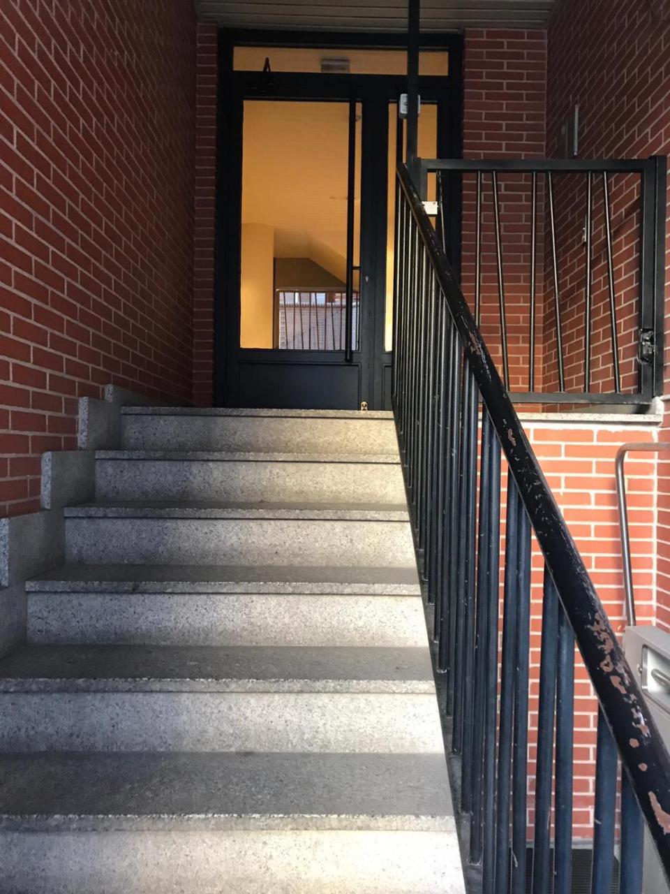 Apartamento 5 Calle De Robledo Madrid